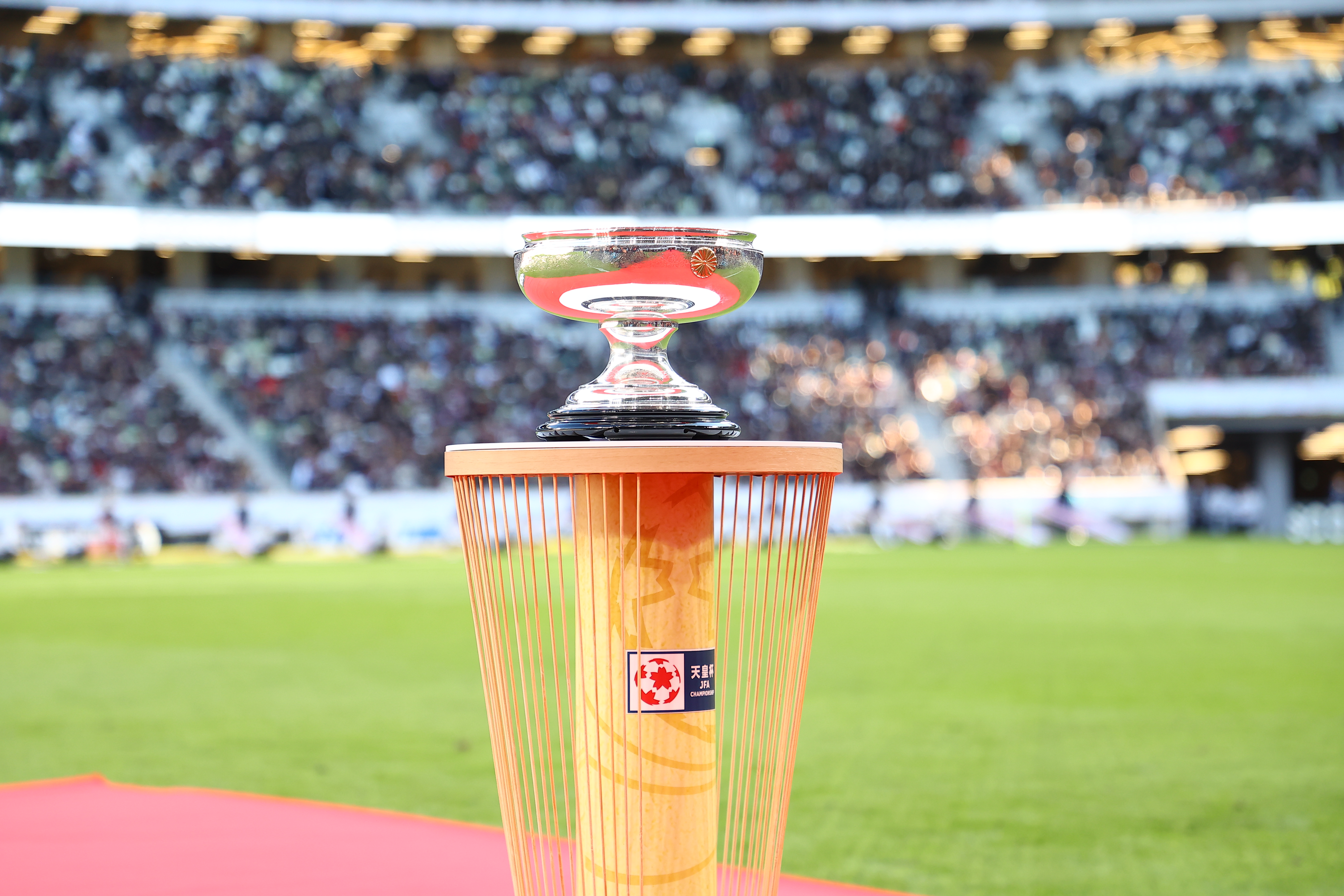 サッカー天皇杯の歴史に残るジャイアントキリング部門